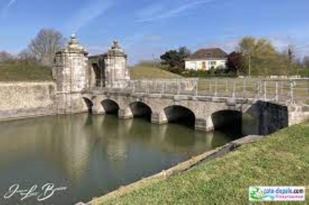L'étoile de mer - Les remparts Gravelines Esterno foto